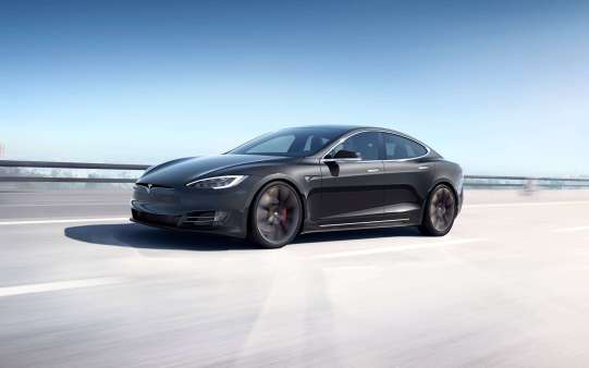Tesla Model S 90D