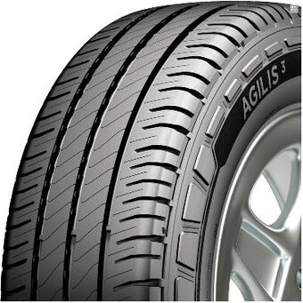 Michelin AGILIS 3 215/70 R15 109R