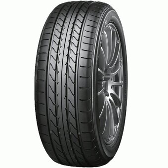 YOKOHAMA ADVAN A10A 215/45 R18 89W